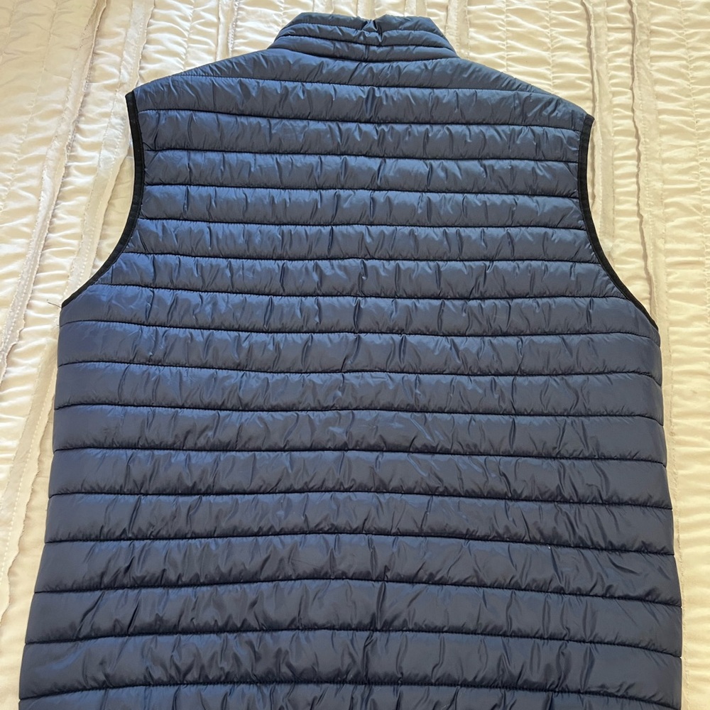 Zara man lightweight puffer vest, size L , worn once .
